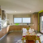 Holiday home Breeze *