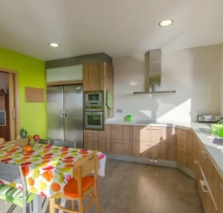 Breeze Lloret de Mar