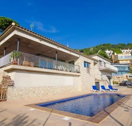 Holiday home Breeze *